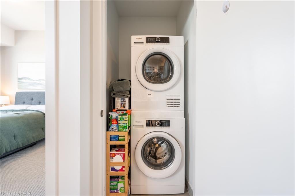 613-600 North Service Road Property Photo 23