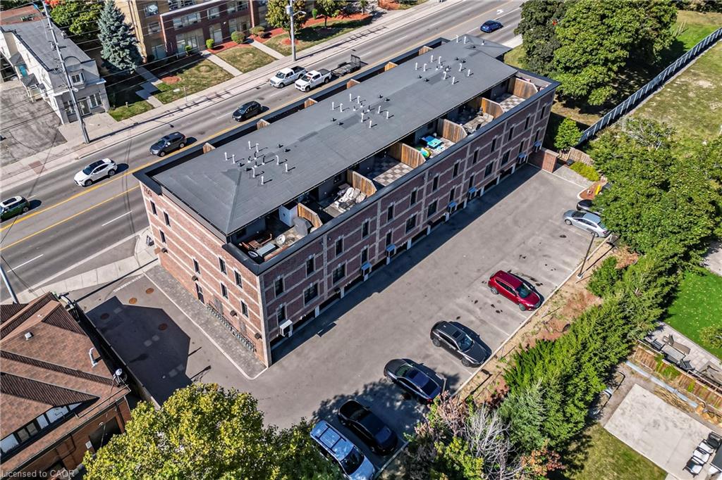 201-760 Lakeshore Road E Property Photo 34