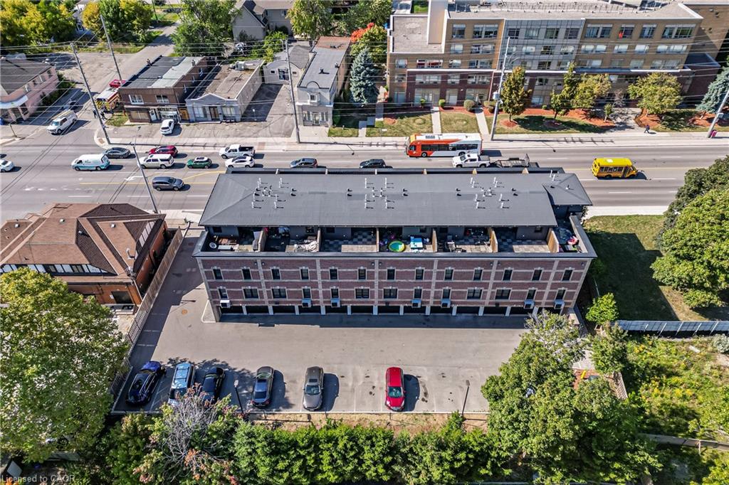 201-760 Lakeshore Road E Property Photo 35