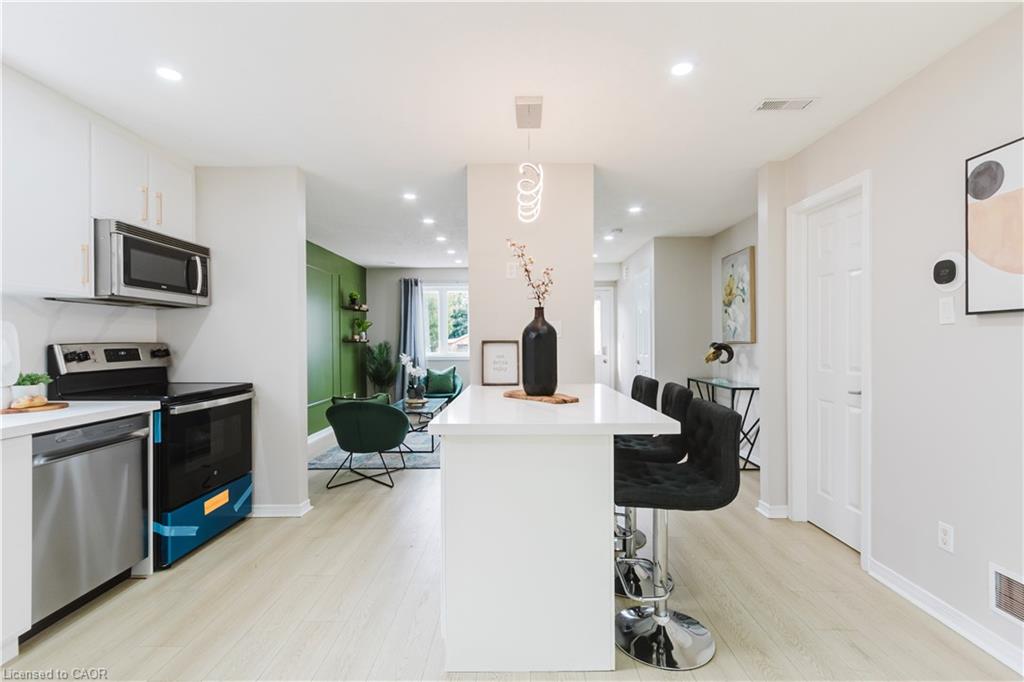 67 Kinzie Avenue Property Photo 12