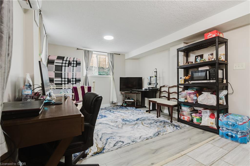 67 Kinzie Avenue Property Photo 34