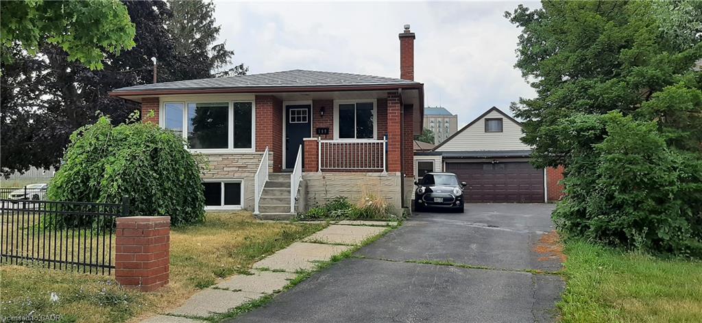 199 Jansen Avenue Property Photo 2