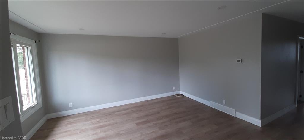 199 Jansen Avenue Property Photo 5