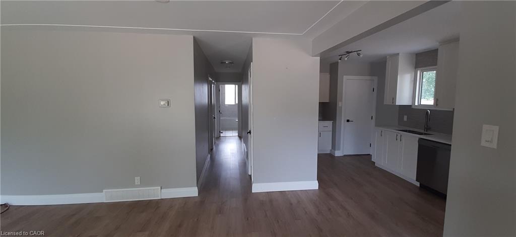 199 Jansen Avenue Property Photo 17