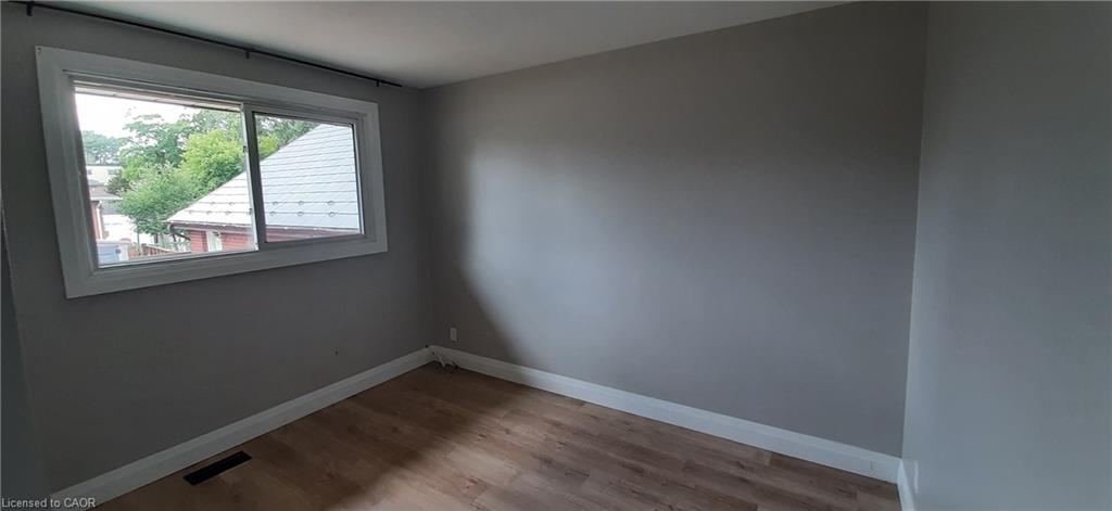 199 Jansen Avenue Property Photo 24