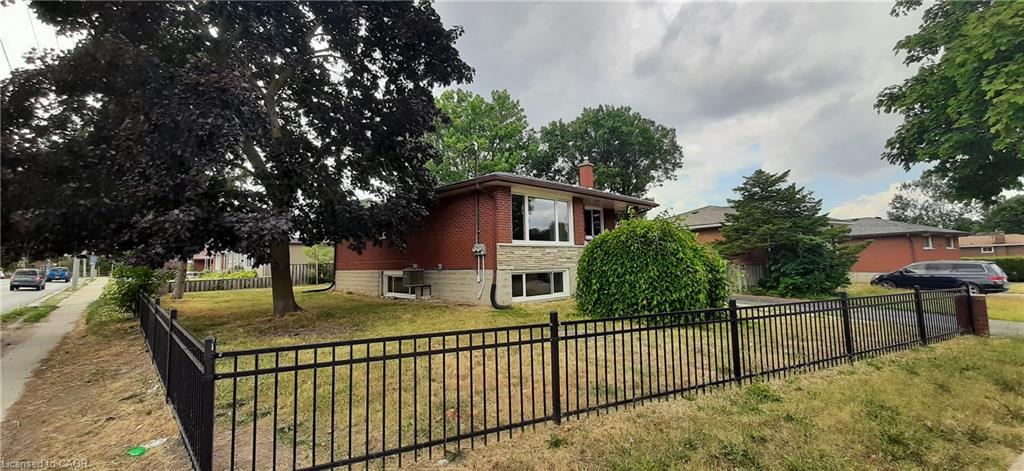 199 Jansen Avenue Property Photo 37
