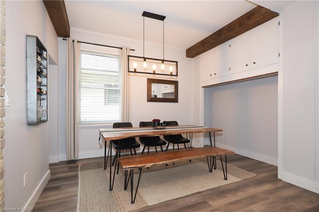 19 Douglas Street Property Photo 15