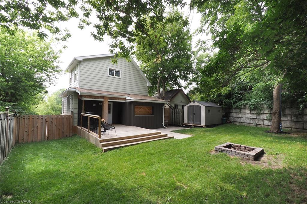 19 Douglas Street Property Photo 35