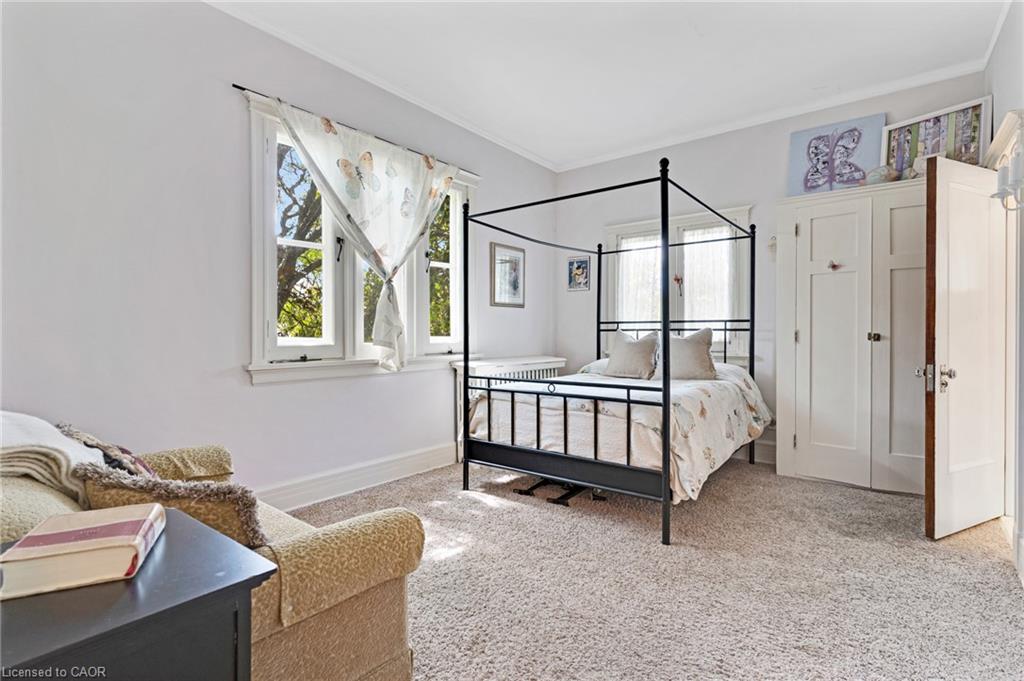 122 Dufferin Avenue Property Photo 32