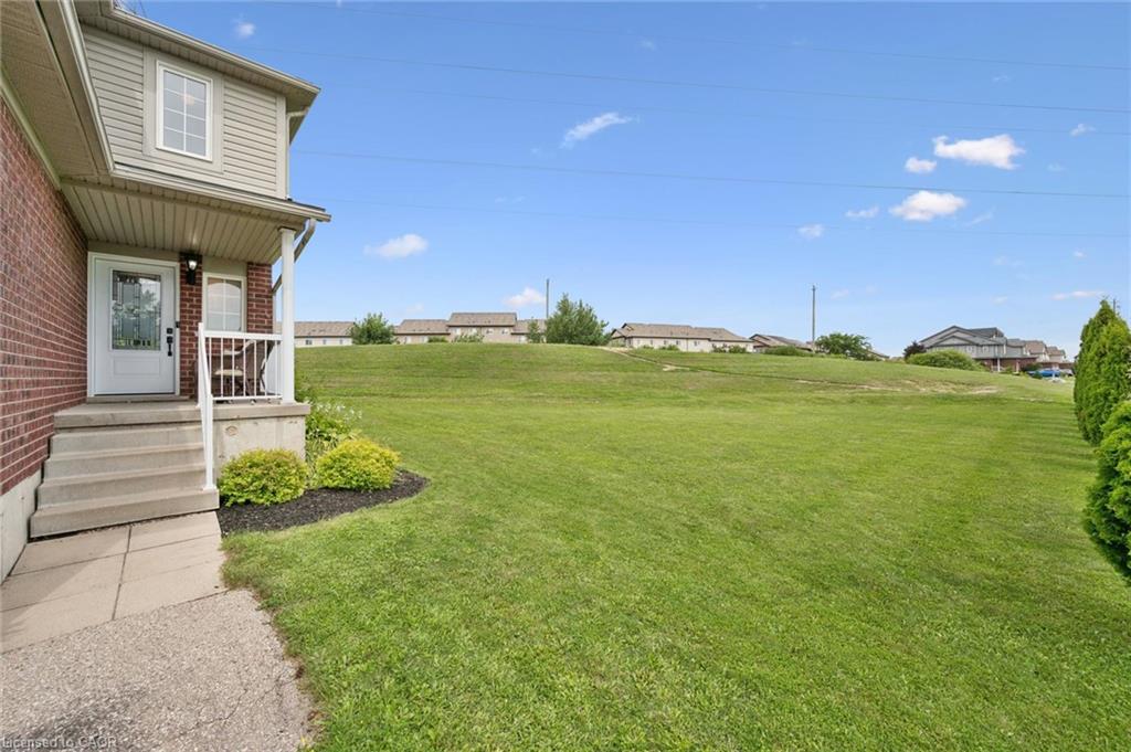 308 Parkvale Drive Property Photo 3