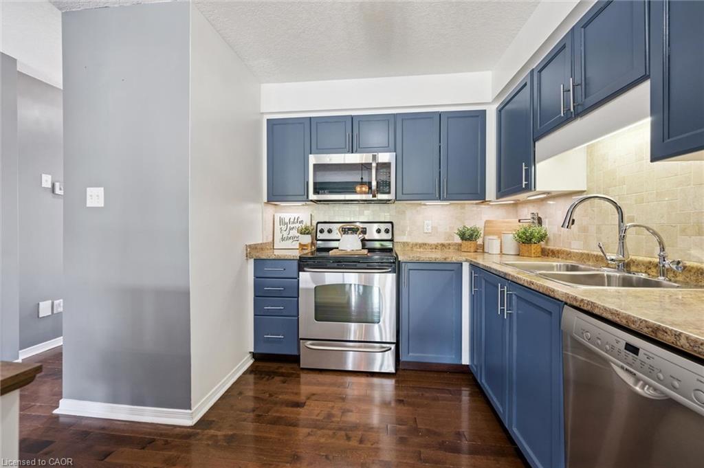 308 Parkvale Drive Property Photo 17