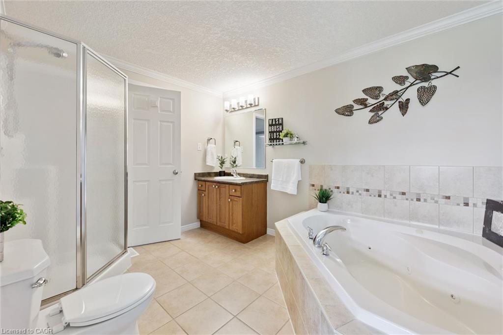 308 Parkvale Drive Property Photo 27