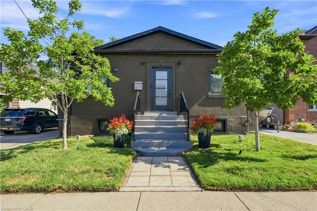 19 Grove Street Property Photo 2