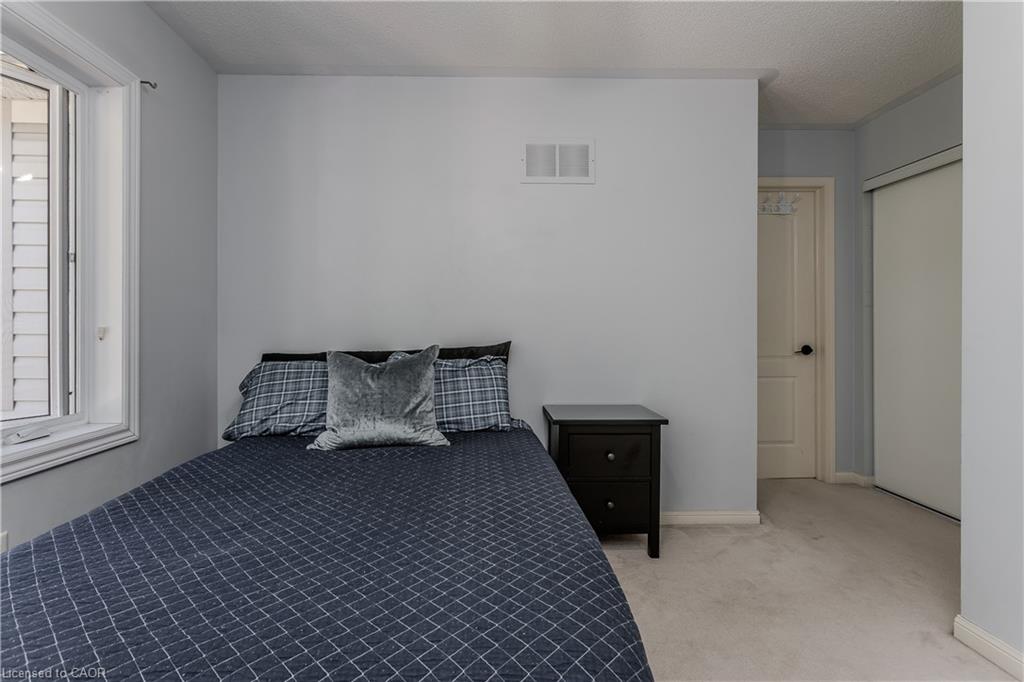 5174 Ravine Crescent Property Photo 17