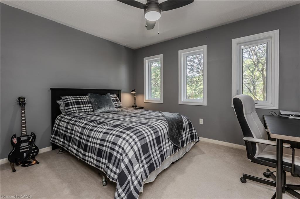 5174 Ravine Crescent Property Photo 19