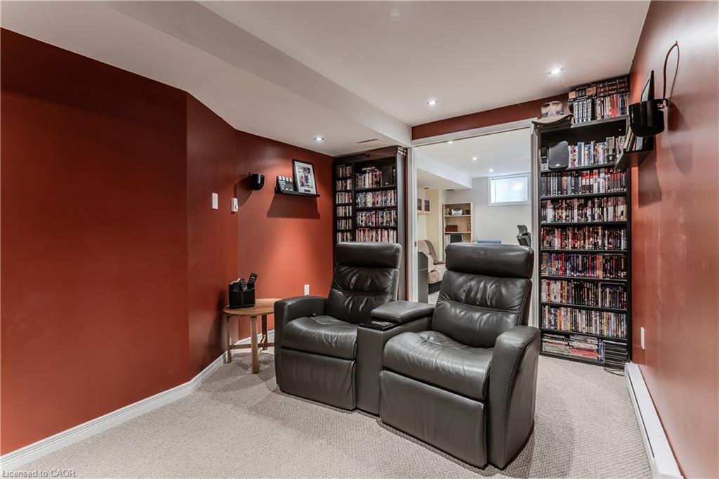 5174 Ravine Crescent Property Photo 22