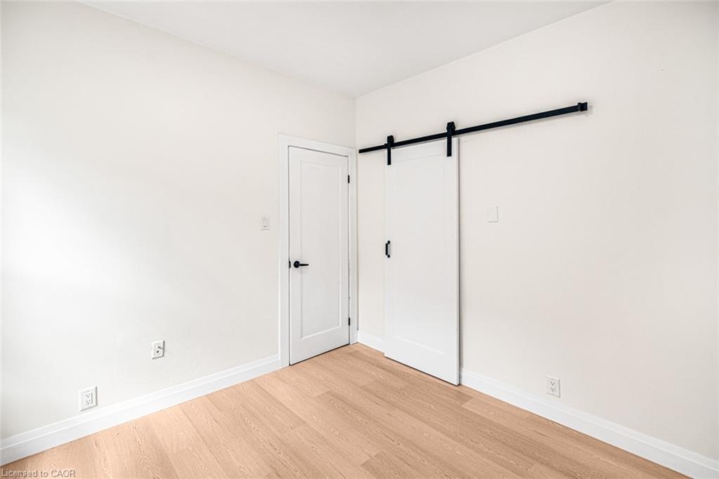 203 Brock Street Property Photo 9