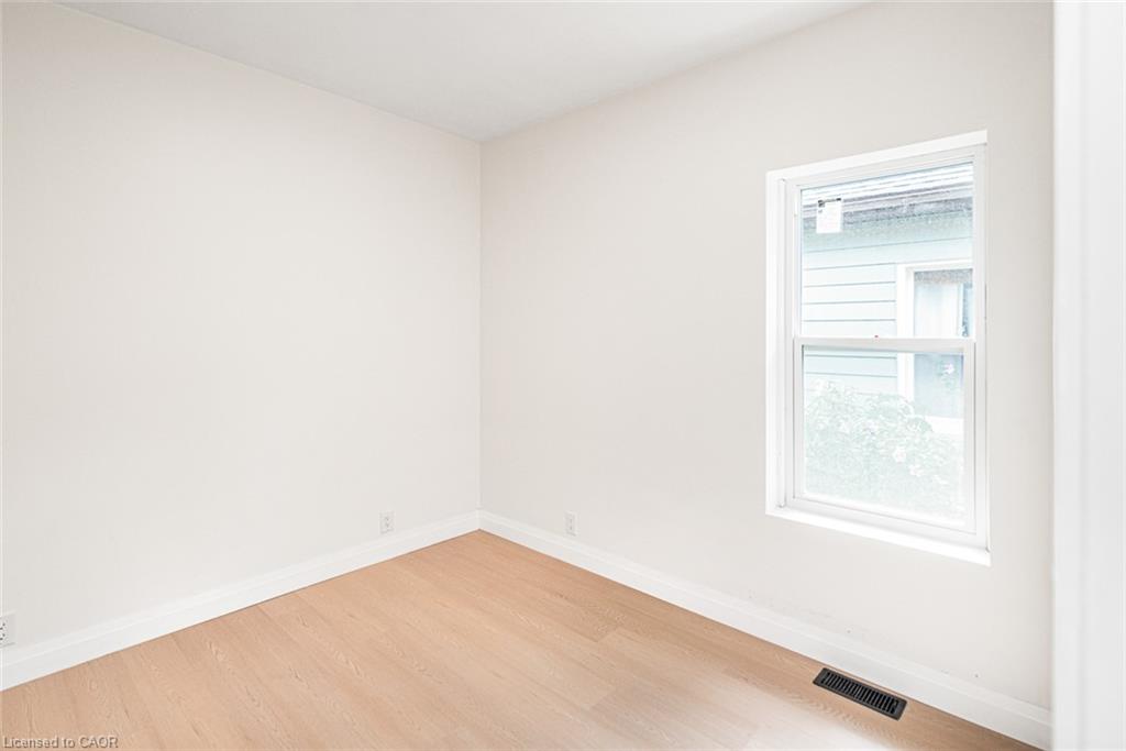 203 Brock Street Property Photo 10