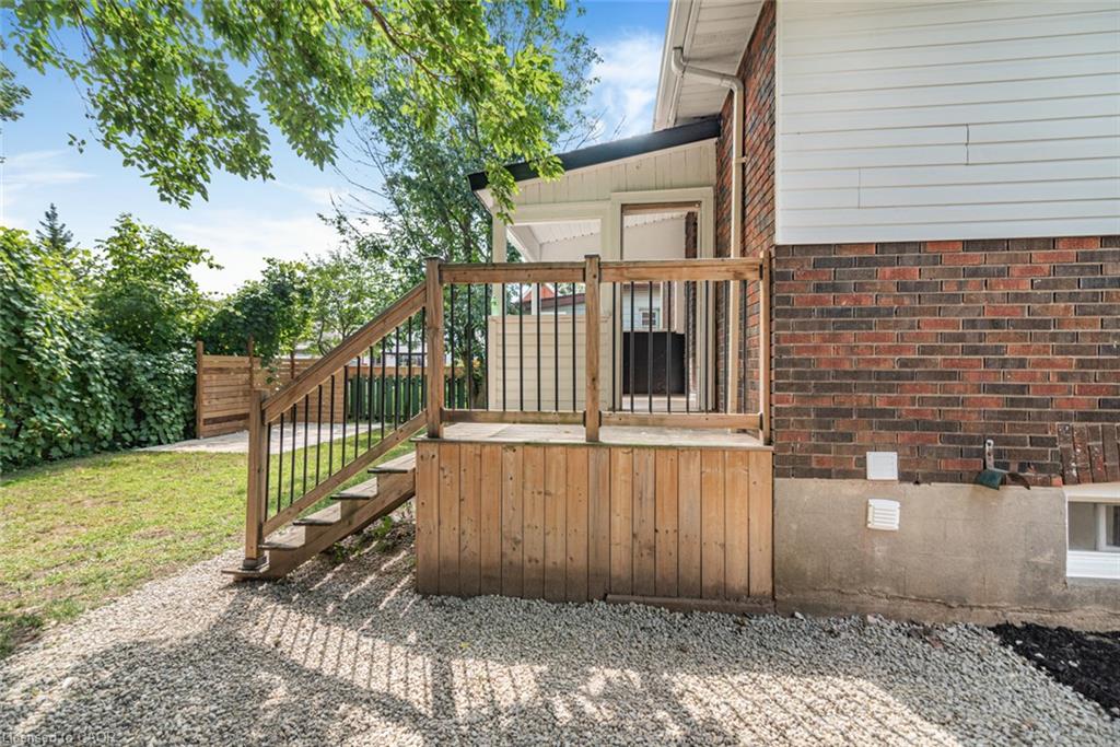 203 Brock Street Property Photo 32