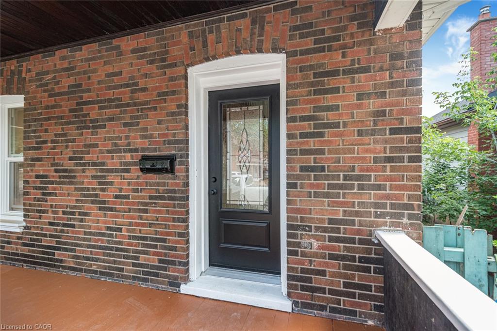203 Brock Street Property Photo 39