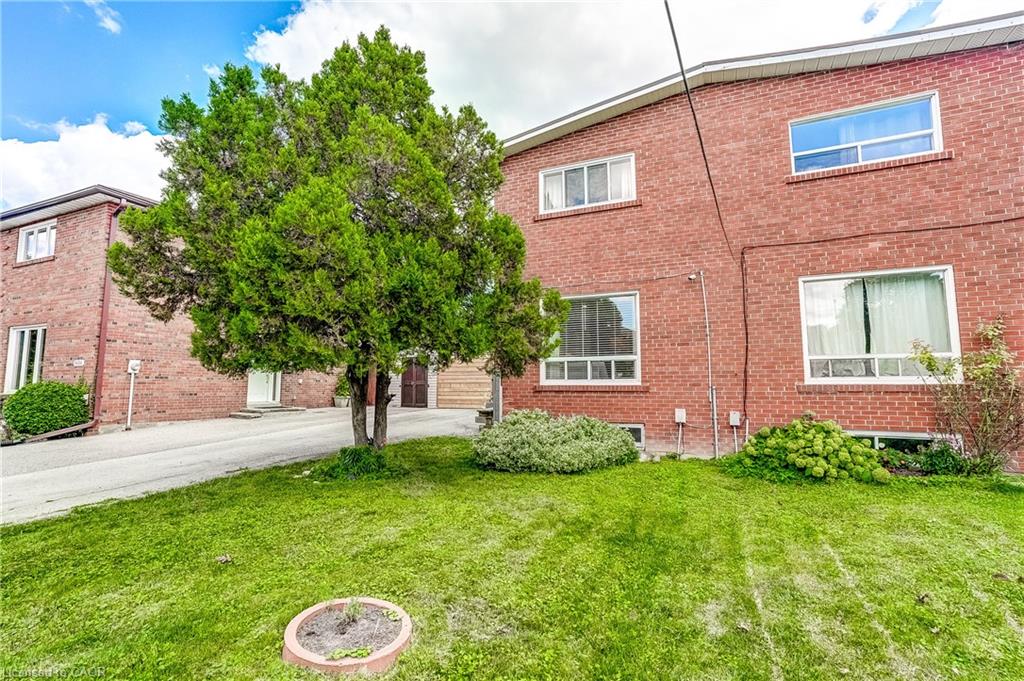 2488 Brookhurst Road Property Photo 3