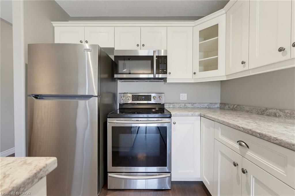 97 Macneil Court Property Photo 9