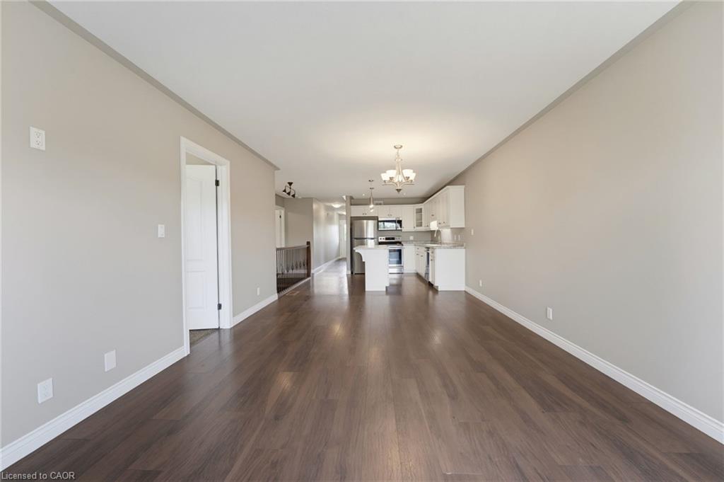 97 Macneil Court Property Photo 11