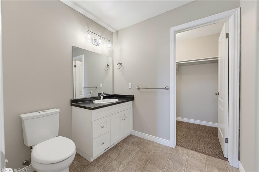 97 Macneil Court Property Photo 14