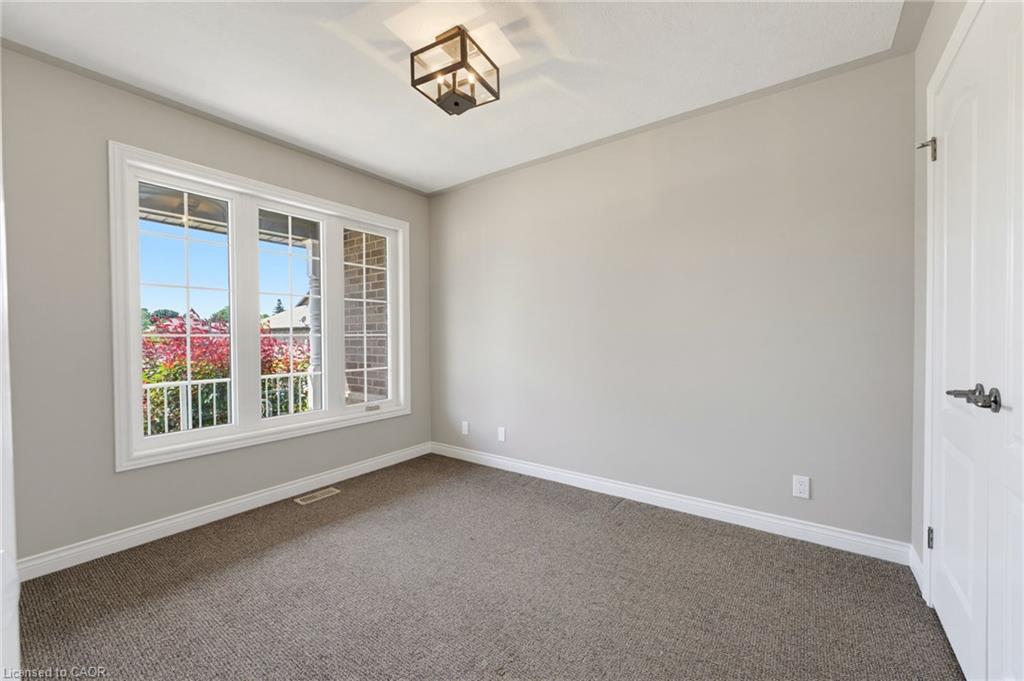 97 Macneil Court Property Photo 17