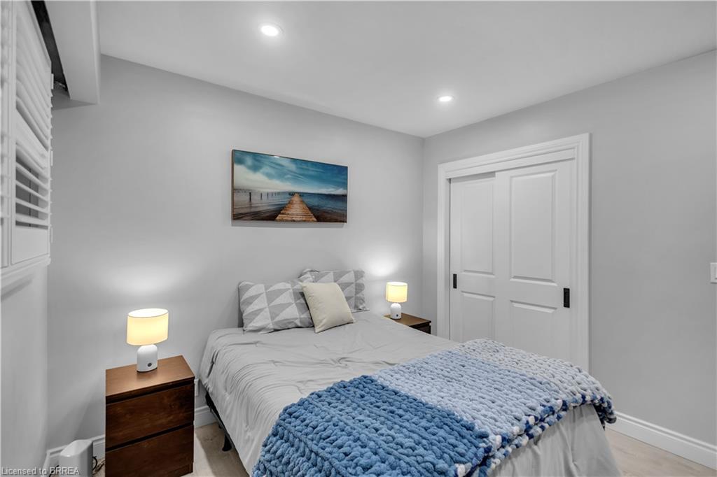 18 Kingsmount Crescent Property Photo 17
