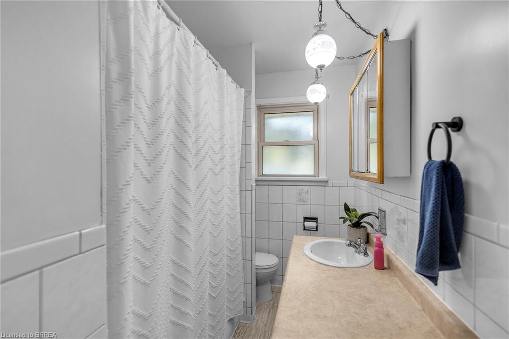 18 Kingsmount Crescent Property Photo 19