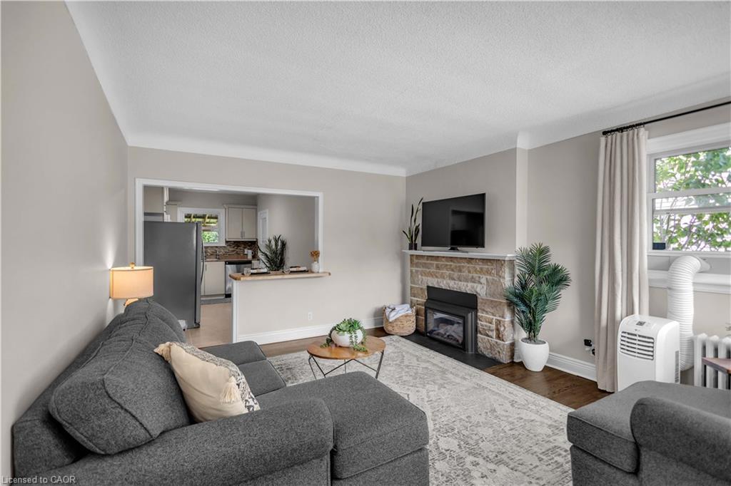 31 Scotia Avenue Property Photo 4