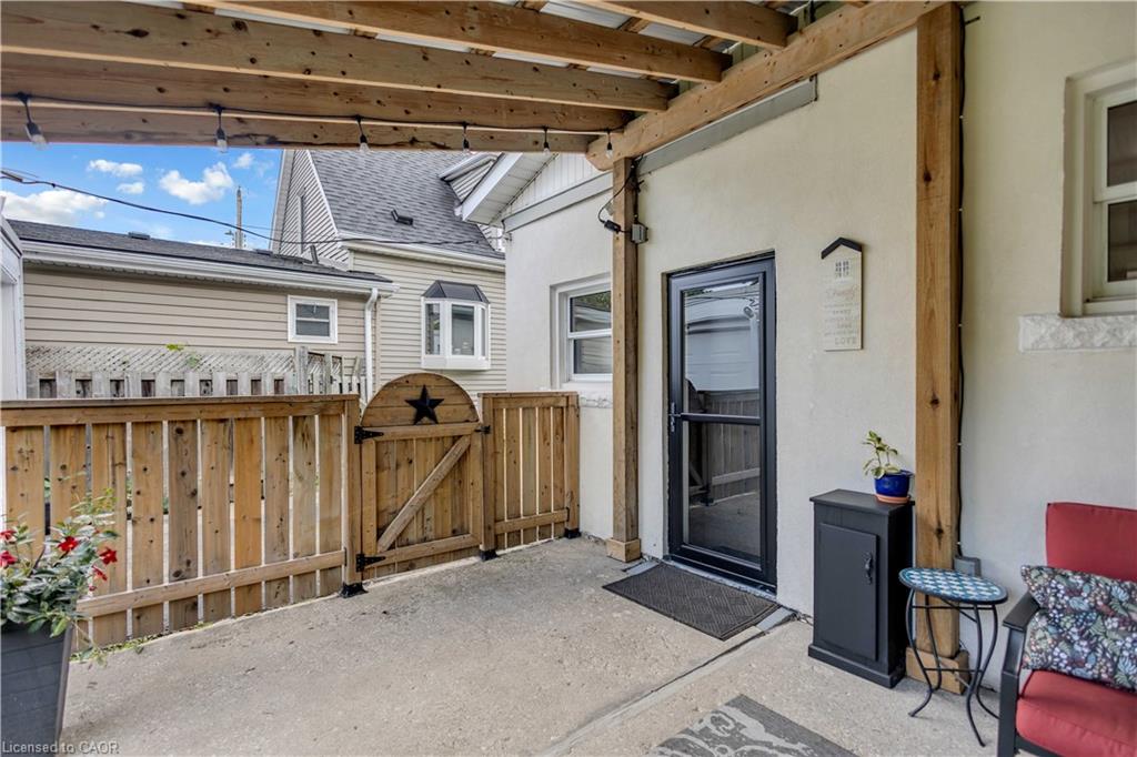 31 Scotia Avenue Property Photo 27