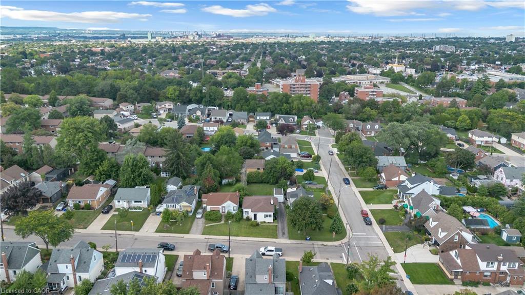31 Scotia Avenue Property Photo 37