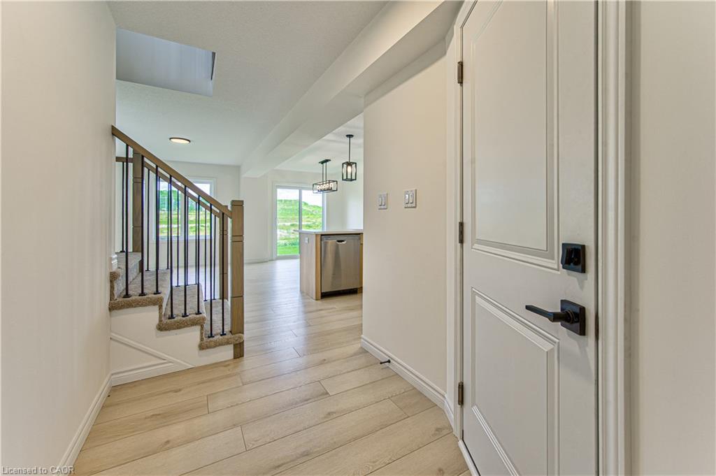 87 Elson Street Property Photo 4