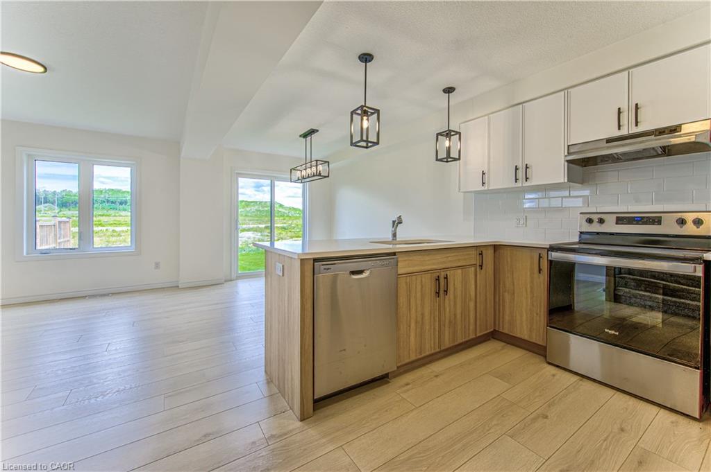 87 Elson Street Property Photo 5