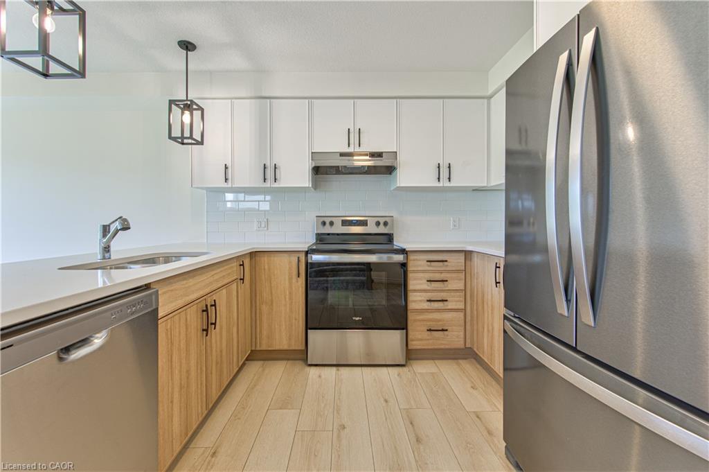 87 Elson Street Property Photo 6