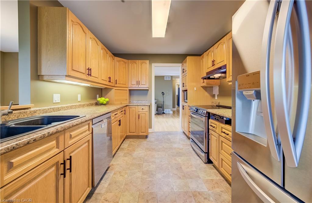 910 Walton Avenue N Property Photo 12
