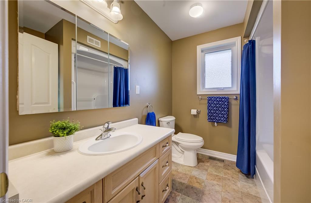 910 Walton Avenue N Property Photo 27