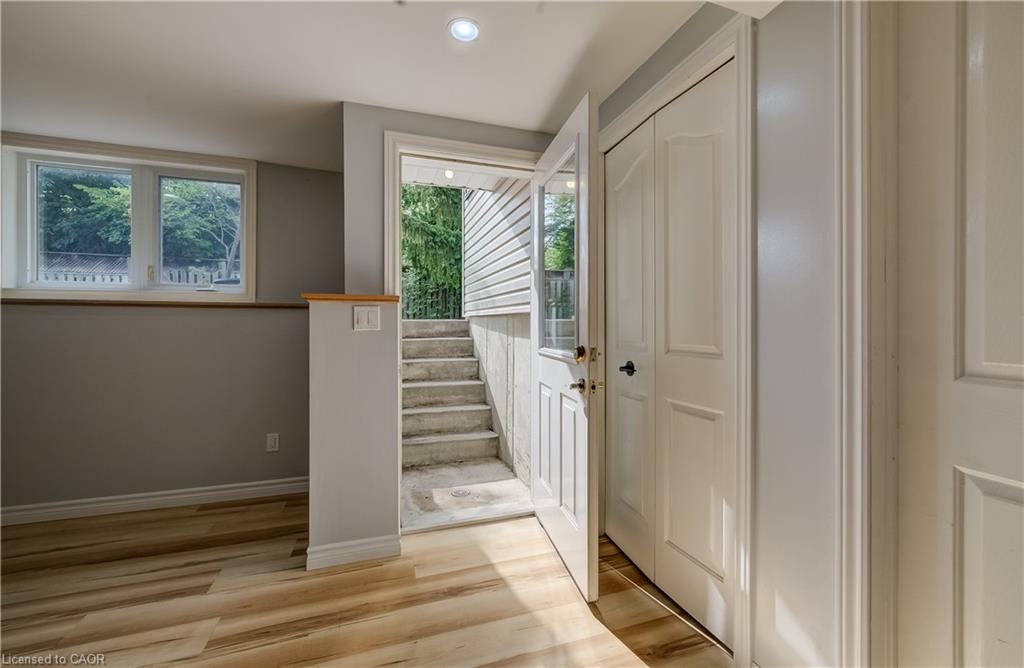 910 Walton Avenue N Property Photo 32