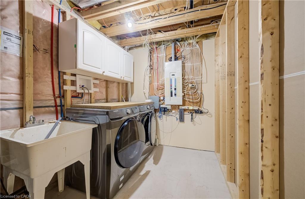 910 Walton Avenue N Property Photo 39