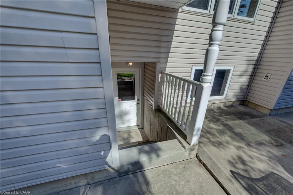 910 Walton Avenue N Property Photo 45