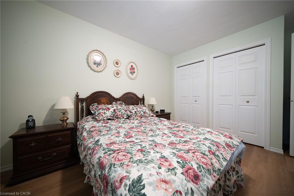 17-150 Oak Street Property Photo 15