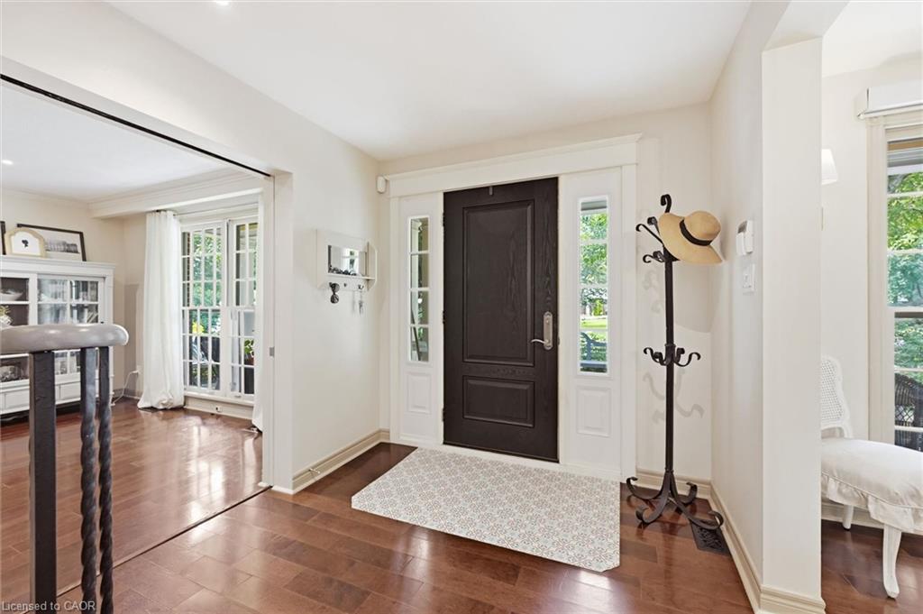 247 Linwood Crescent Property Photo 11