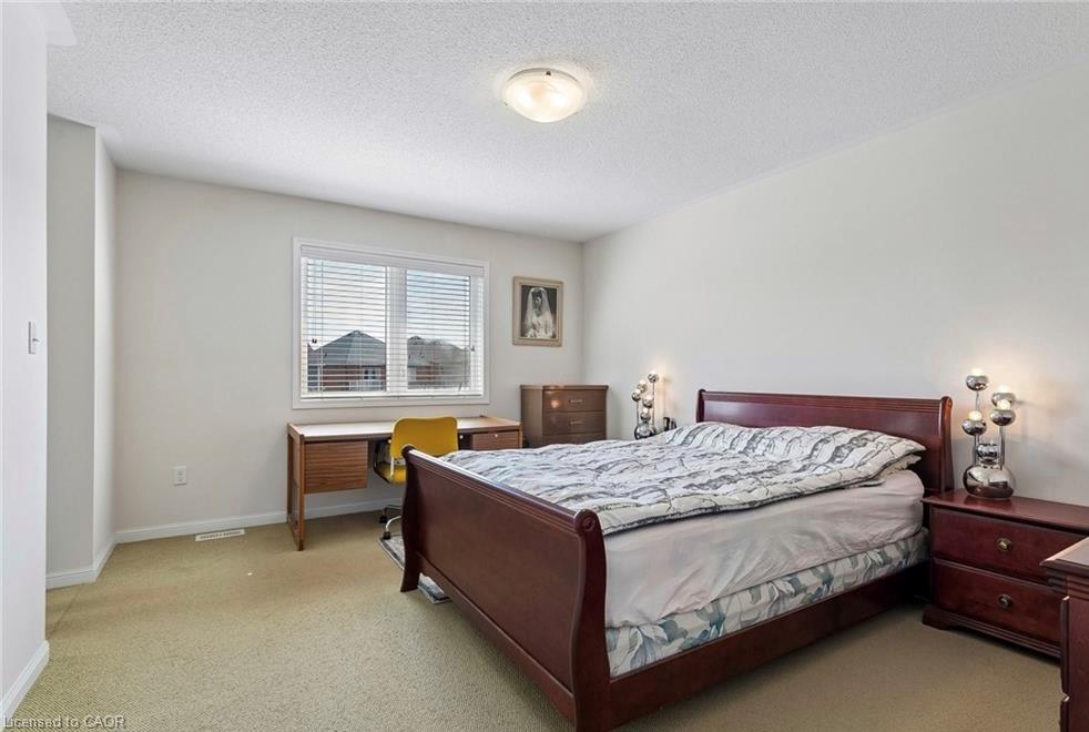 10 Klemscott Road Property Photo 19