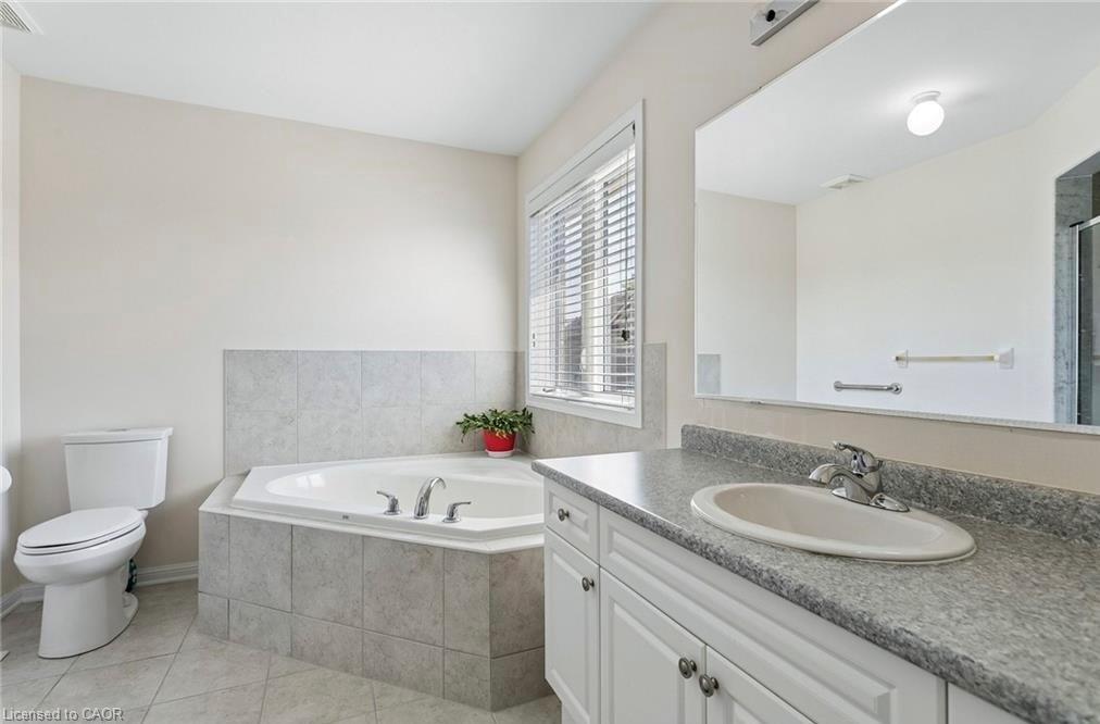 10 Klemscott Road Property Photo 21