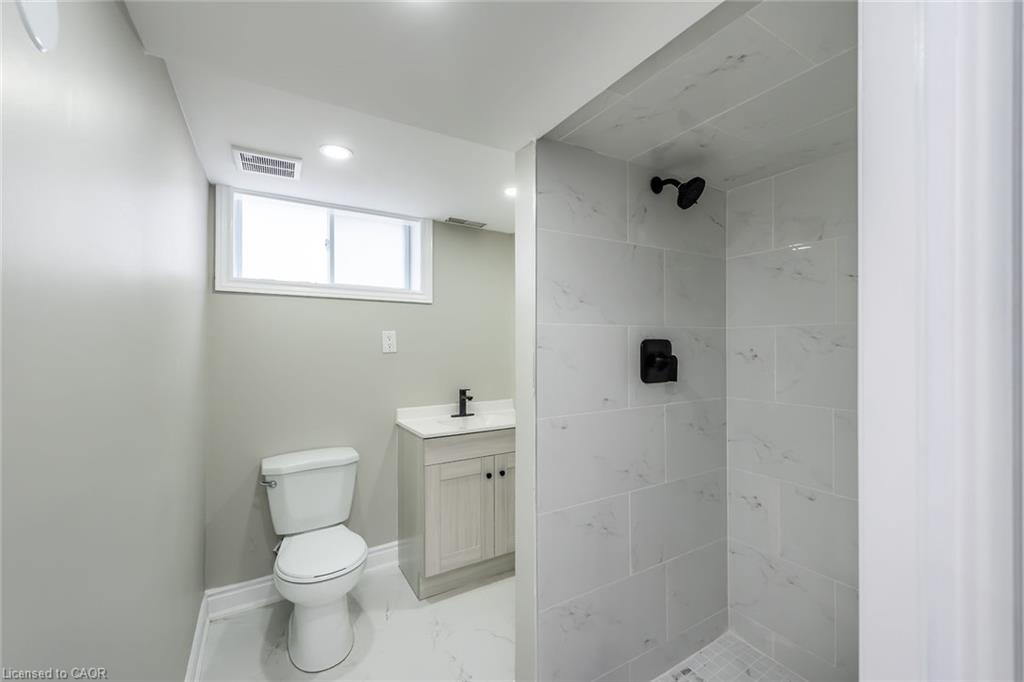 34 Hollydene Place Property Photo 11