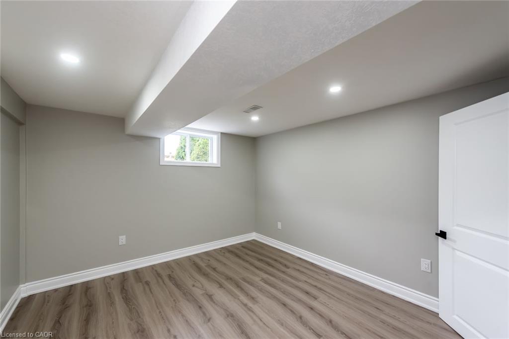 34 Hollydene Place Property Photo 12