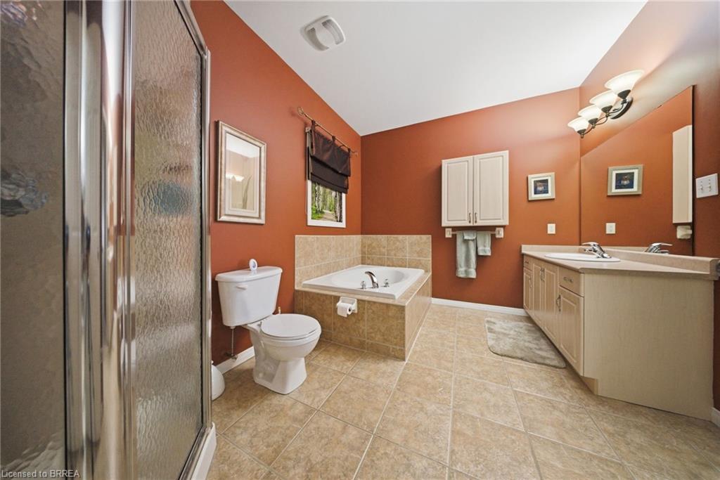 35-10 Cobblestone Drive Property Photo 10