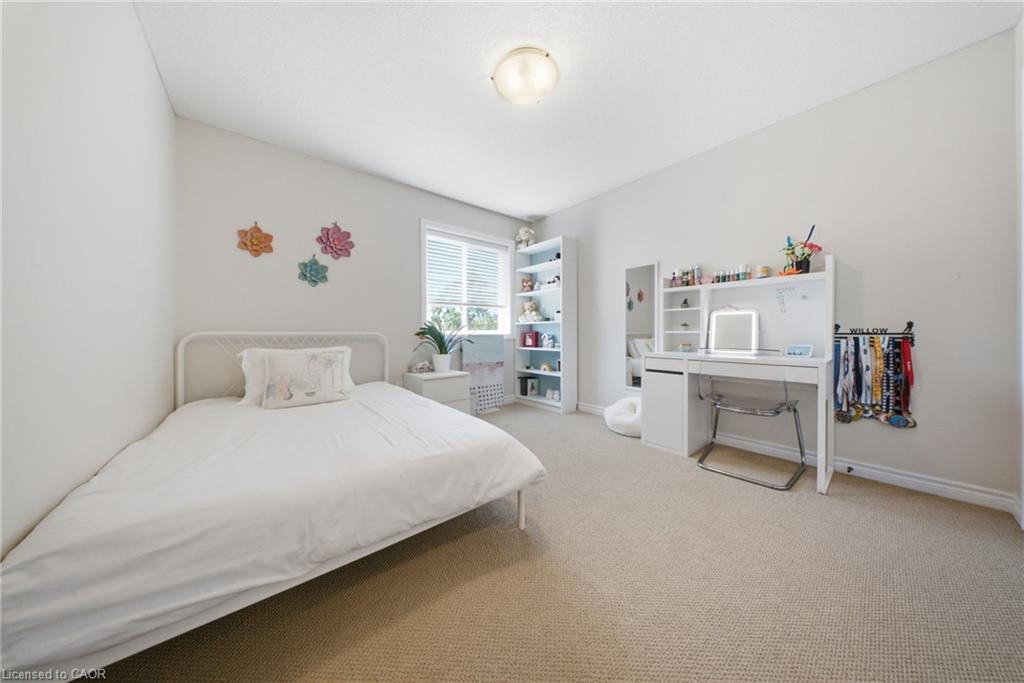 65 Amsterdam Crescent Property Photo 32